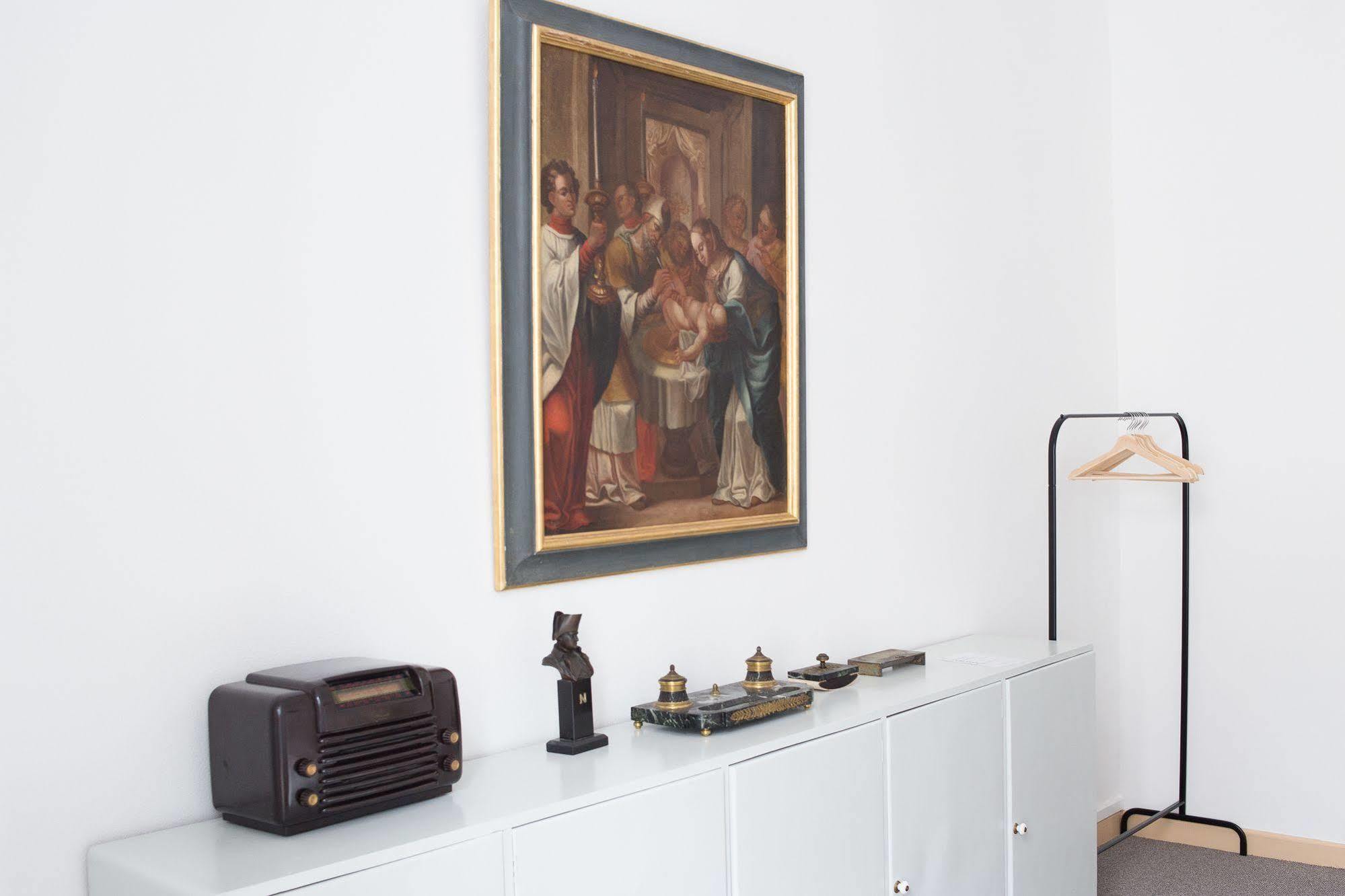 Gasthof Lost :: Chiado House Lissabon