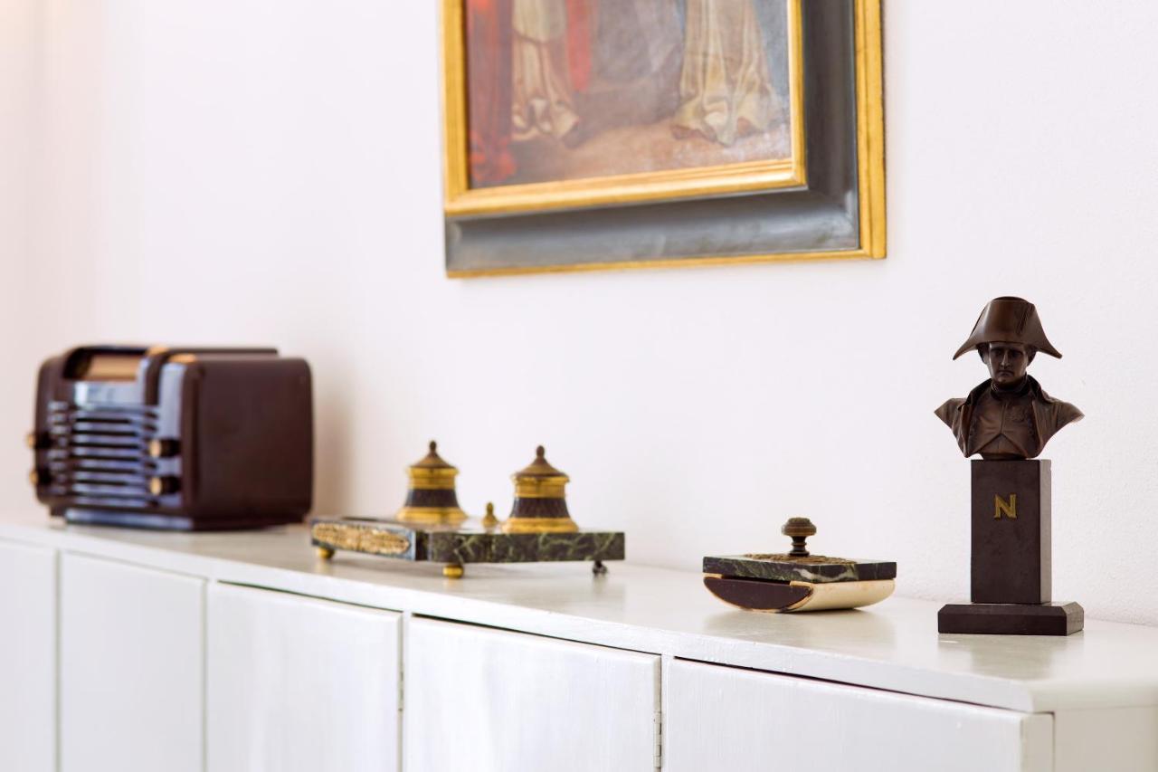 Lost :: Chiado House Gasthof